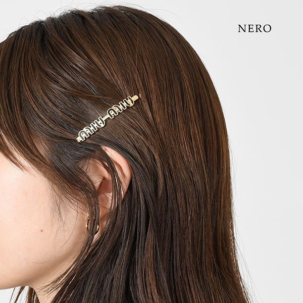 すぐ届ミュウミュウ エナメルロゴヘアクリップ N級品5IF146 2F6T
