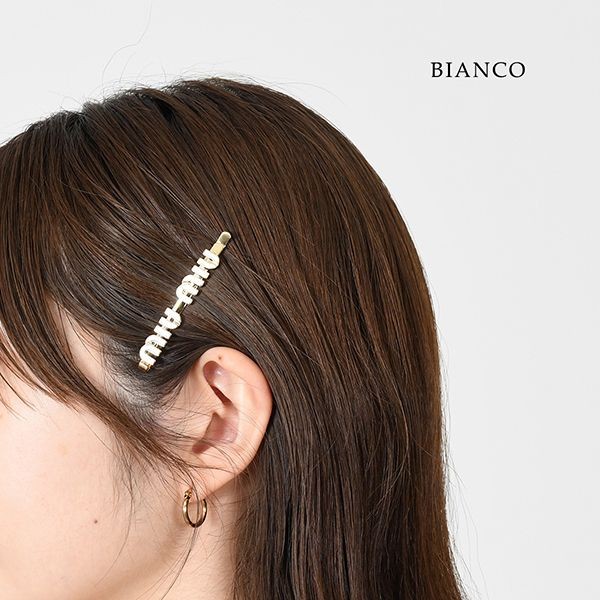 すぐ届ミュウミュウ エナメルロゴヘアクリップ N級品5IF146 2F6T