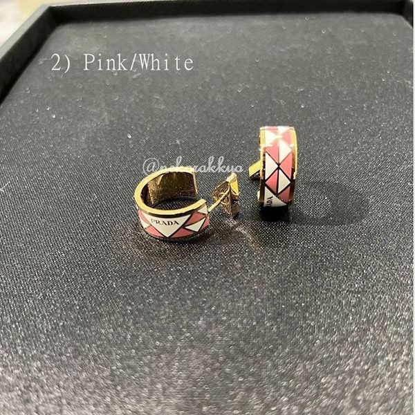 速達発送サービスプラダ エナメルメタル ピアス 偽物 Enameled metal earrings 1IO086