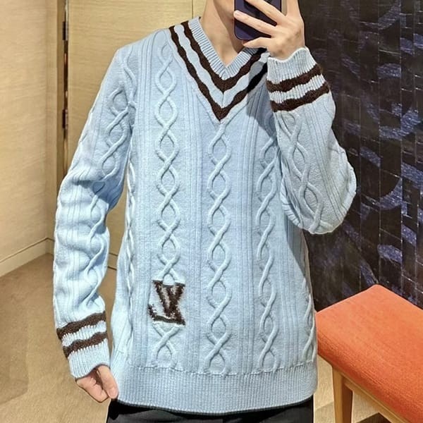最新でオシャレルイヴィトン Vネック ニットセーター コピー 1AFPYY