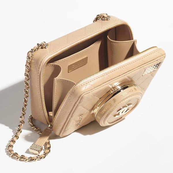 激安価格！シャネル ラムスキン カメラバッグ スーパーコピー 4色 B16255 94305