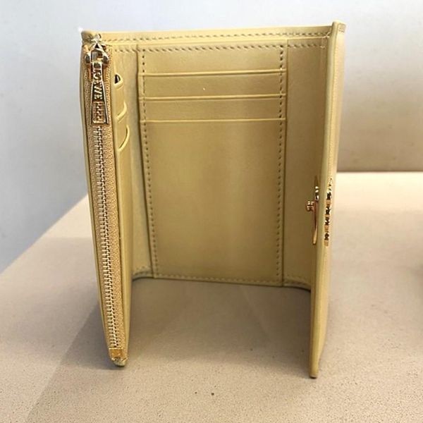 【ロエベ】パファー アナグラム バーティカルウォレット激安 スモールc821s33x06