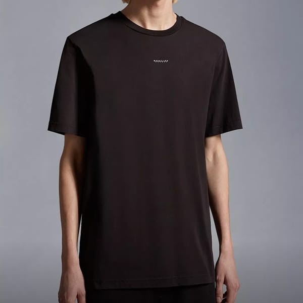 【最終セール価格！】モンクレール バックデザインロゴtシャツ スーパーコピー☆2色 j10918c0003289a17001