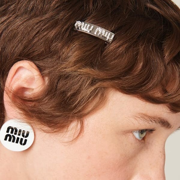 【限定大特価！】ミュウミュウ 偽物 クリスタル付メタル ヘアクリップ 5if118_2dnc_f0okl