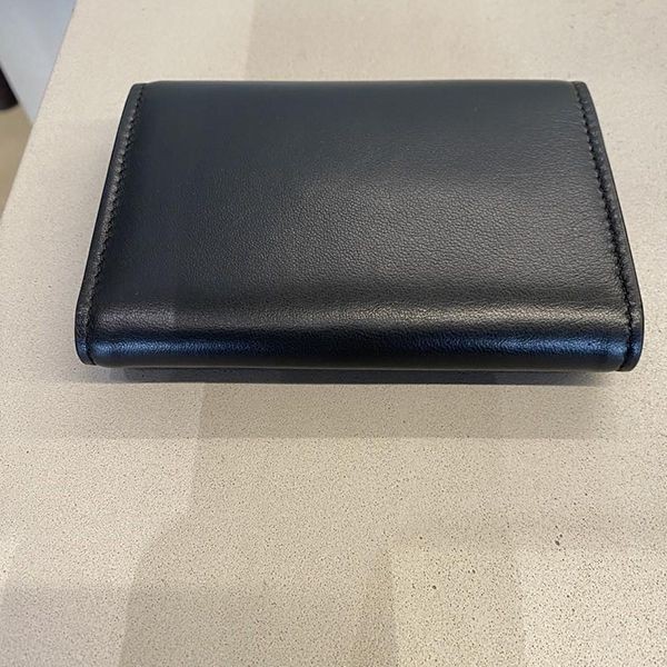 【ロエベ】パファー アナグラム バーティカルウォレット激安 スモールc821s33x06