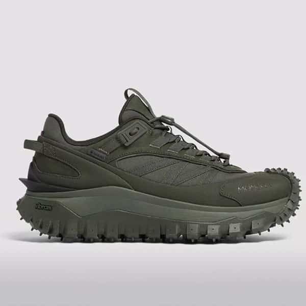 大人気のキュートさモンクレール trailgrip gtx スニーカー j209a4m00040m4325200