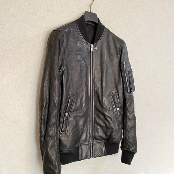 リックオウエンス ラムレザー ボンバージャケット 48 偽物 ru02c7789lnv