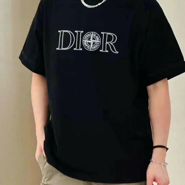 大人気!!新色ディオール ストーンアイランド クルーネック Tシャツ 493J638B0554