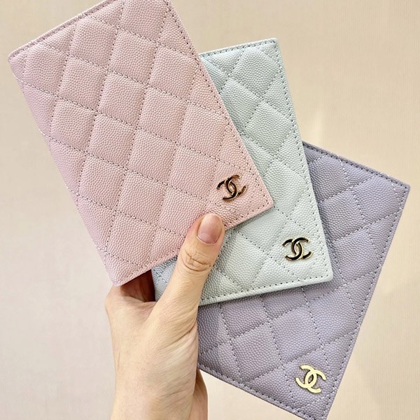 [優良店]パステルカラーがかわいい♪【シャネル】パスポートケース コピー AP0218 B10583 C3906