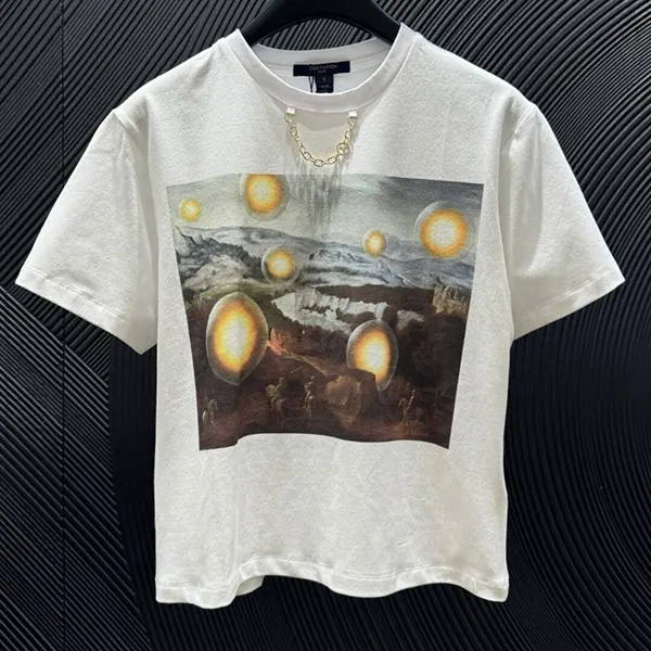 完売色あり！ルイヴィトン x Laurent Grasso プリントクロップドTシャツ 1AHIND