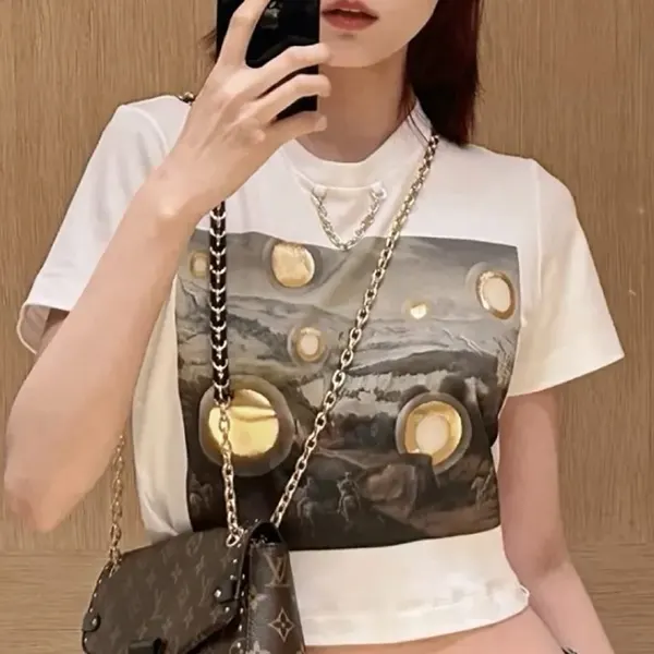 完売色あり！ルイヴィトン x Laurent Grasso プリントクロップドTシャツ 1AHIND