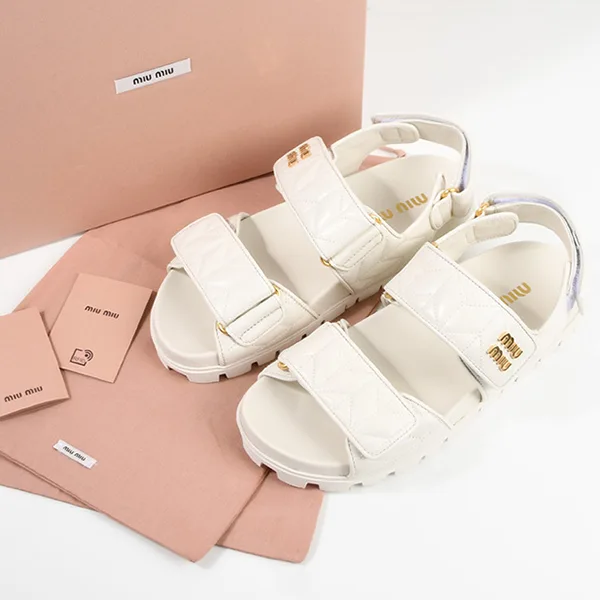 トレンド感たっぷりミュウミュウ スポーティ マテラッセレザー サンダル コピー 2色 miu200154