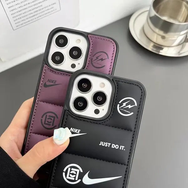 ナイキ ダウンジャケット型 iPhoneケース w25042212