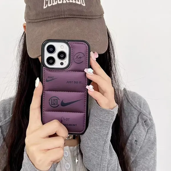 ナイキ ダウンジャケット型 iPhoneケース w25042212