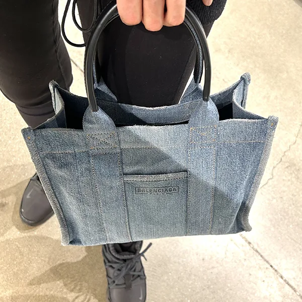 【訳あり特価】バレンシアガ Denim Washed Frayed トートS バッグ コピー ユニセックス bl254231