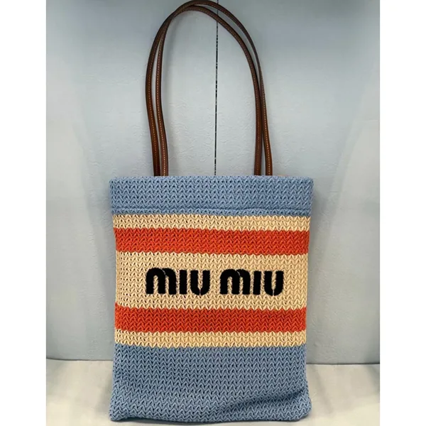 【即発】《特徴的なアクセント》【ミュウミュウ】ロゴかごバッグ 偽物 miu2548