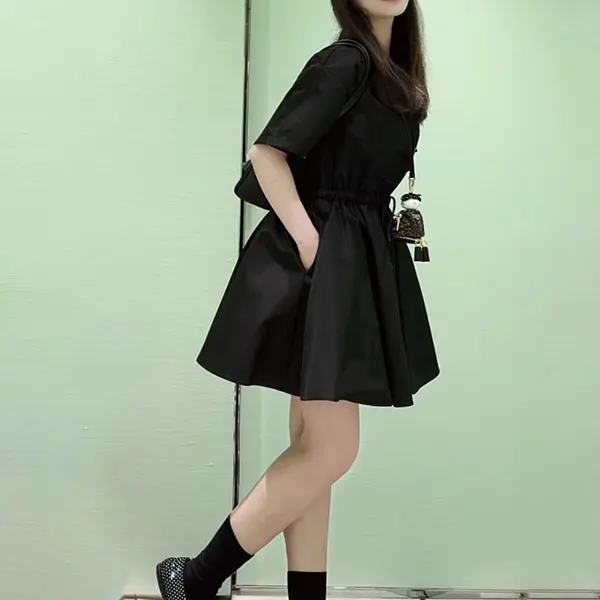 プラダ ReーNylonフレアミニワンピース コピー 25051902