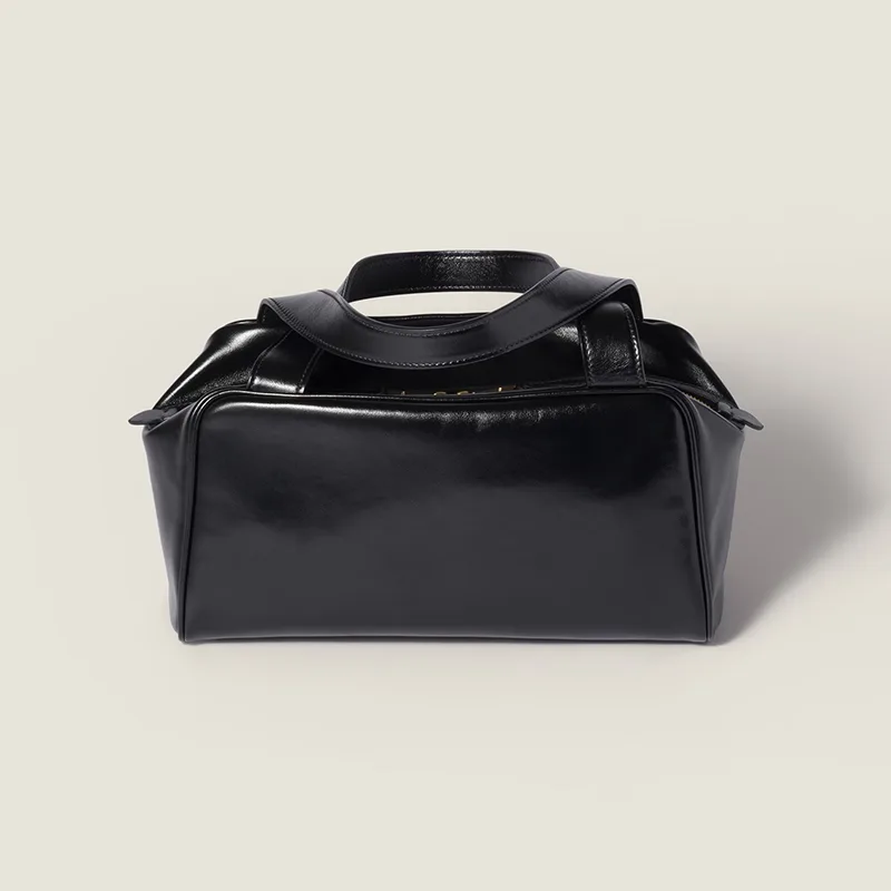 ☆安い☆ミュウミュウ レザートップハンドルバッグ コピー商品 3色 miu250829