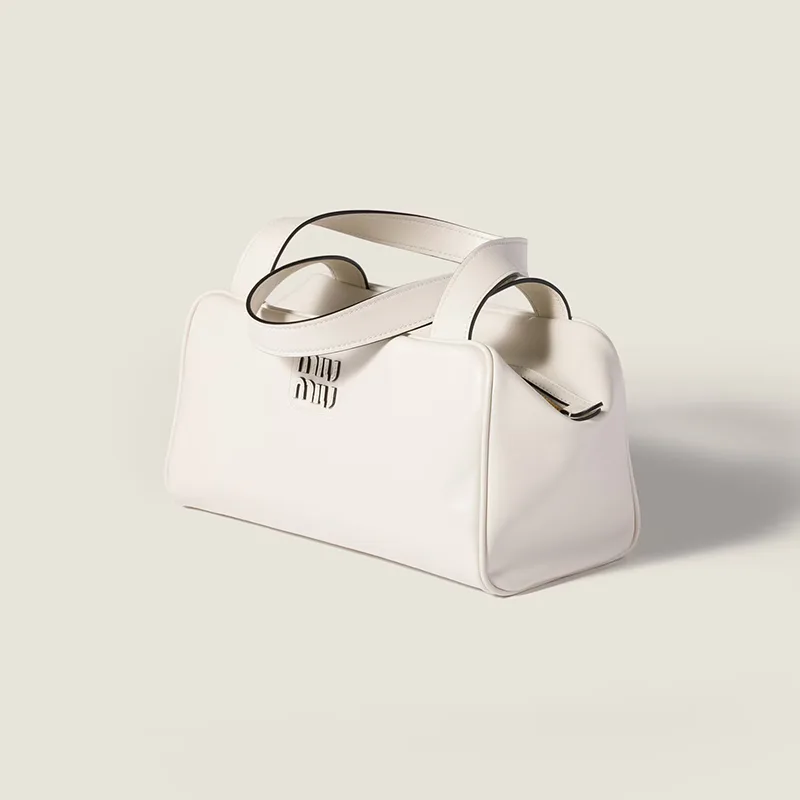 ☆安い☆ミュウミュウ レザートップハンドルバッグ コピー商品 3色 miu250829