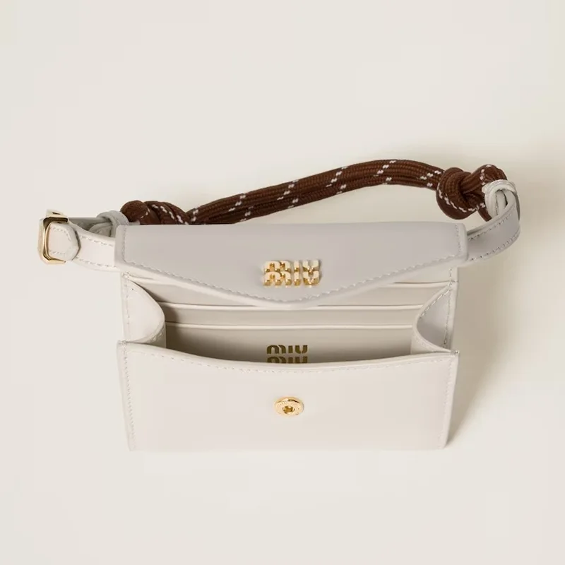 即日発送サービスミュウミュウ 並行輸入品 ロゴ レザー ショルダー財布 7色 miu250831